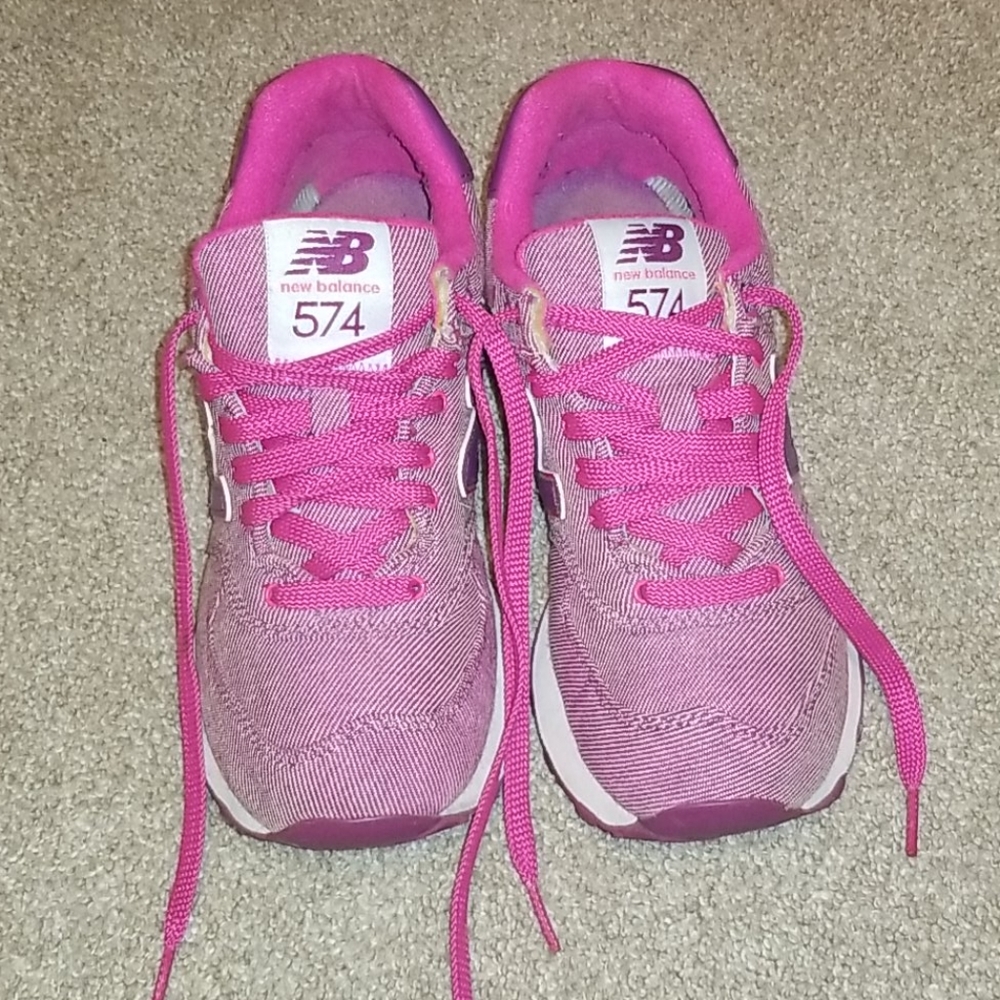 Women's Pink New Balance 574